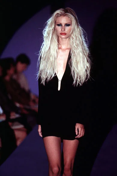 Look 16
